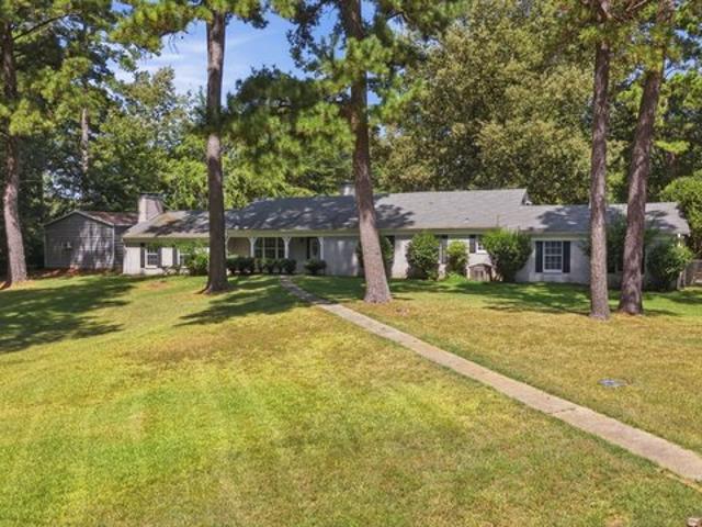 House for sale in Marion, Texas