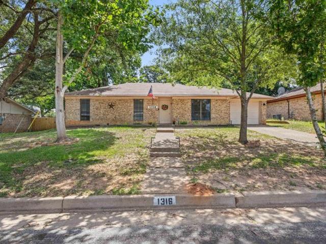 House for sale in Smith, Texas