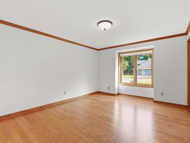 House for sale in Summit Oaks, Burnsville