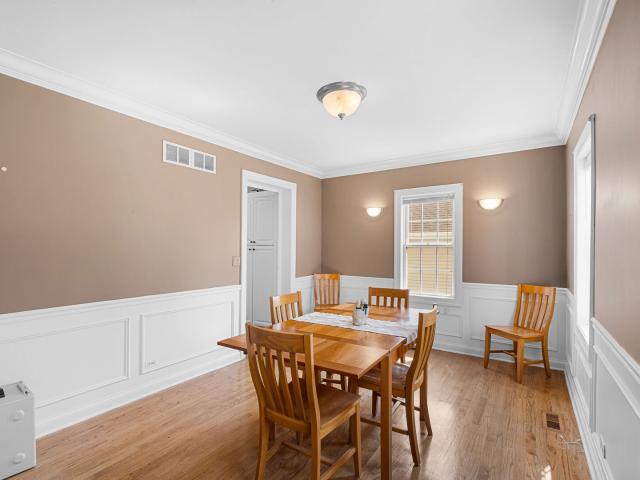 House for sale in Des Plaines, Illinois