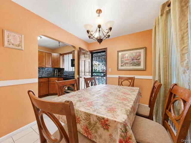 House for sale in Queens, Arverne