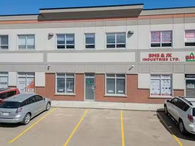 House for sale in Wedgewood, Alberta