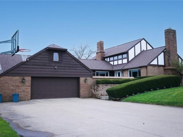 House for sale in New Springfield, Ohio