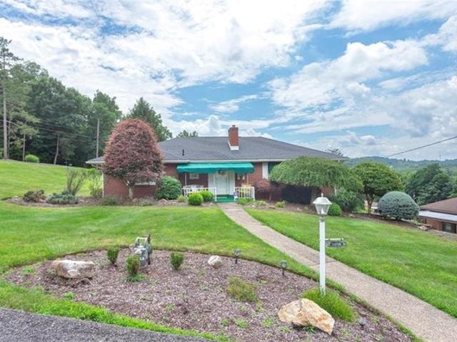 House for sale in Washington, Pennsylvania
