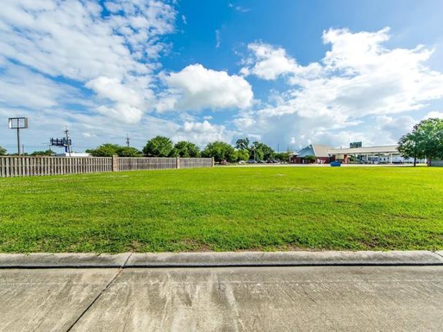 Land for sale in Houma, Louisiana