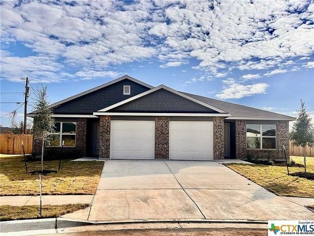 Townhouse for rent in Briggs, Texas