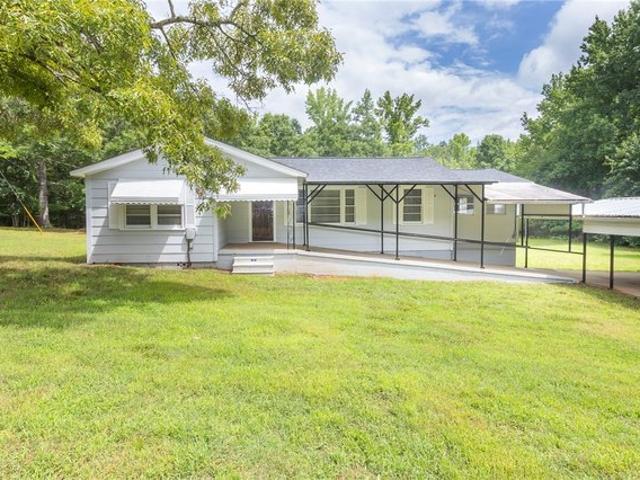 House for sale in Iva, South Carolina