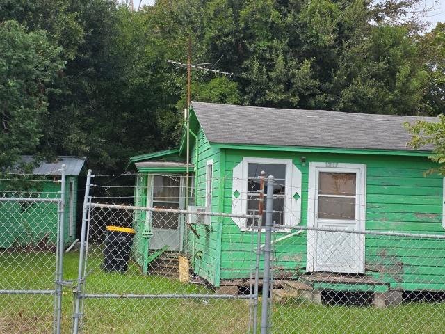 House for sale in Anahuac, Chambers County