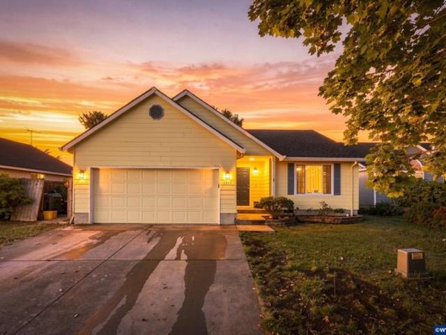 House for sale in Independence, Polk County