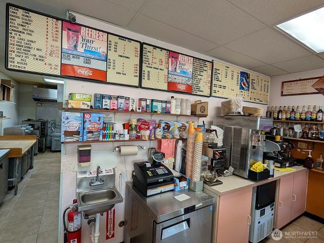 Commercial for sale in Hilltop, Tacoma