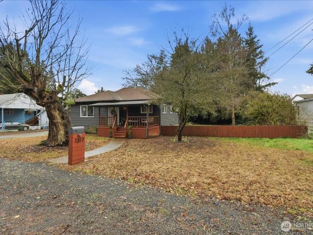 House for sale in Centralia, Washington