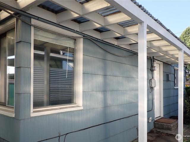House for sale in Aberdeen, Grays Harbor County