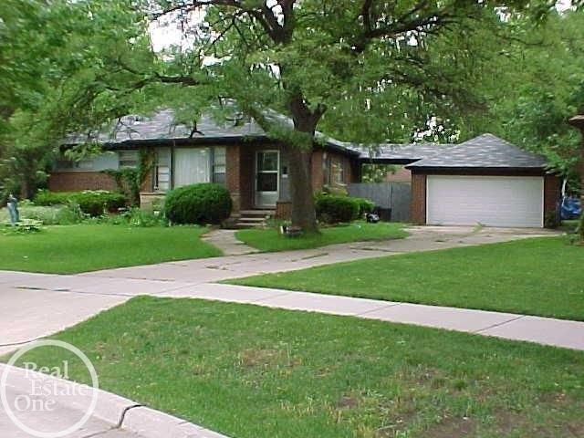 House for sale in Oak Park, Oakland County