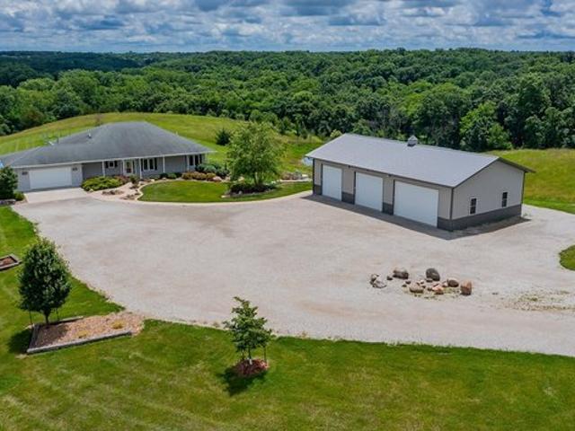 Farm for sale in Moravia, Iowa