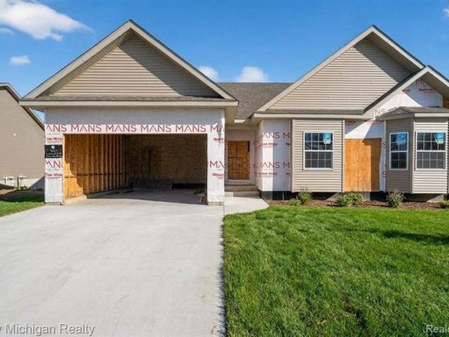 Condo for sale in Fenton, Michigan