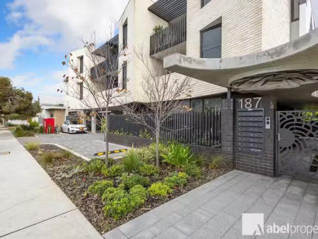 Apartment for rent in Mount Hawthorn, Western Australia