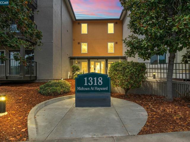 Condo for sale in Hayward, California