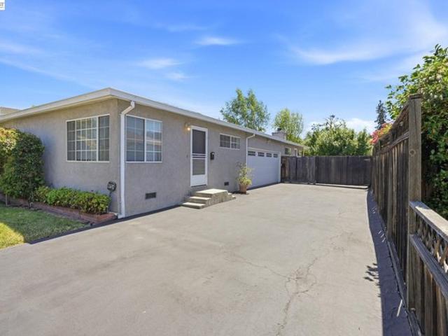 House for sale in San Mateo, California