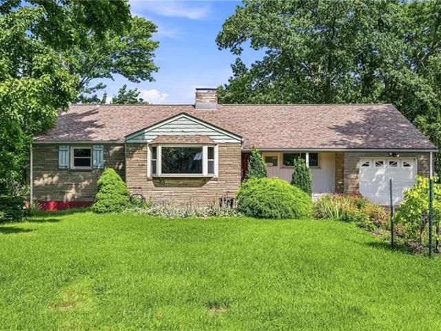 House for sale in Allison Park, Pennsylvania