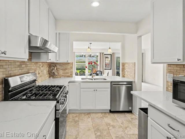 Condo for sale in Howell, Michigan