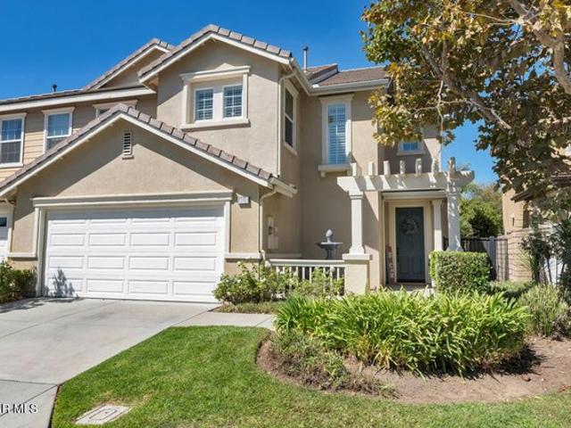 Townhouse for sale in Moorpark, California
