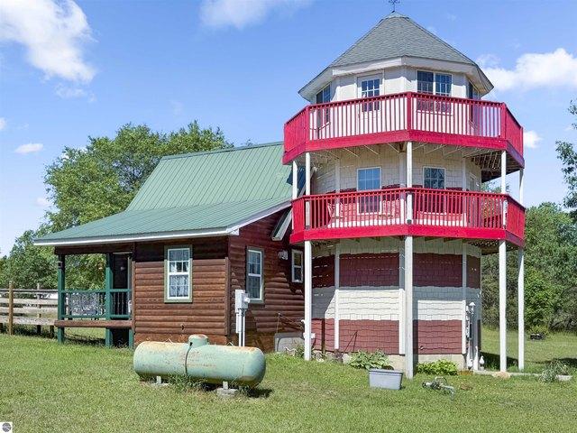 House for sale in Bear Lake, Michigan