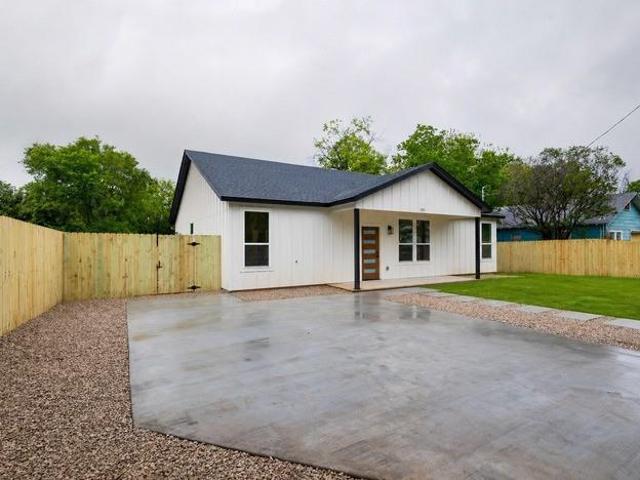 House for sale in Brownwood, Texas