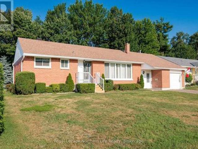 House for sale in North Bay, Ontario