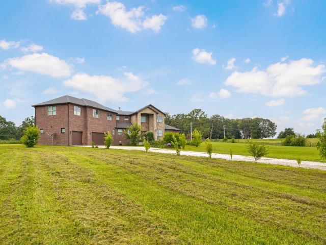 House for sale in Fordland, Missouri