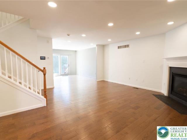 Townhouse for sale in Lehigh, Pennsylvania