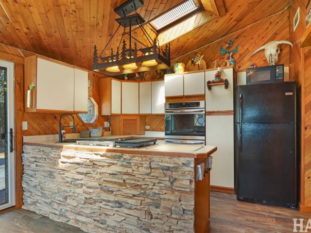 House for sale in Mchenry, Illinois