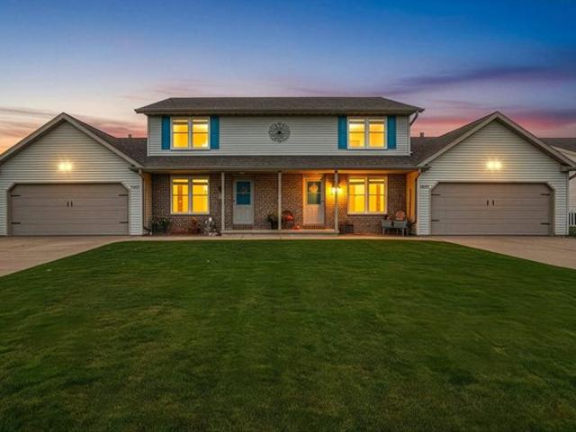 House for sale in De Pere, Brown County