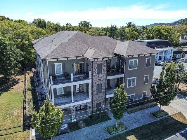Condo for sale in Franklin, Middle Tennessee