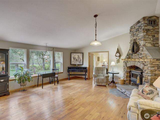 House for sale in Winlock, Washington