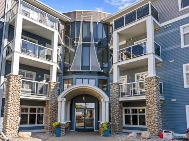 Condo for sale in Oxford, Edmonton