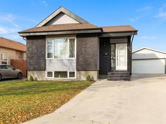 House for sale in Tyndall Park, Winnipeg