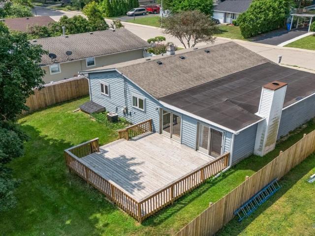 House for sale in Carpentersville, Illinois