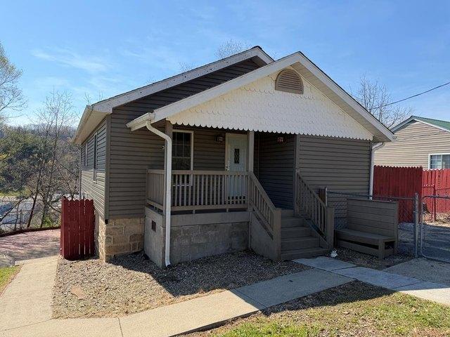 House for sale in Midway, West Virginia