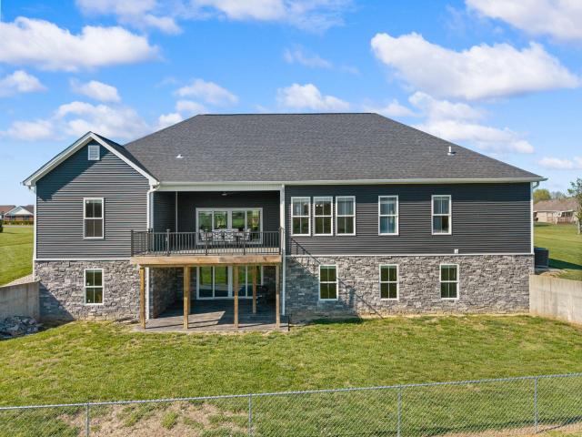 House for sale in Hustonville, Kentucky