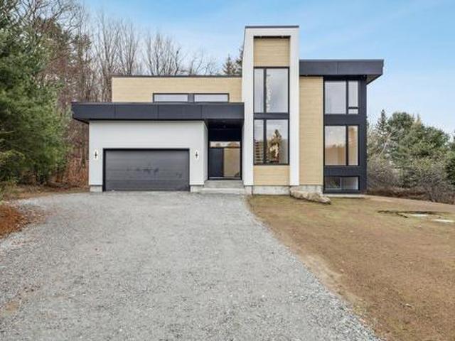 House for sale in Les Collines-de-l'outaouais, Quebec