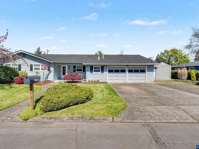 House for sale in Oregonia