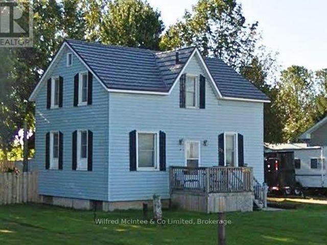 House for sale in Morris-Turnberry, Southwestern Ontario