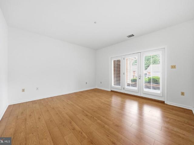 Condo for sale in Rocky Ridge, Maryland