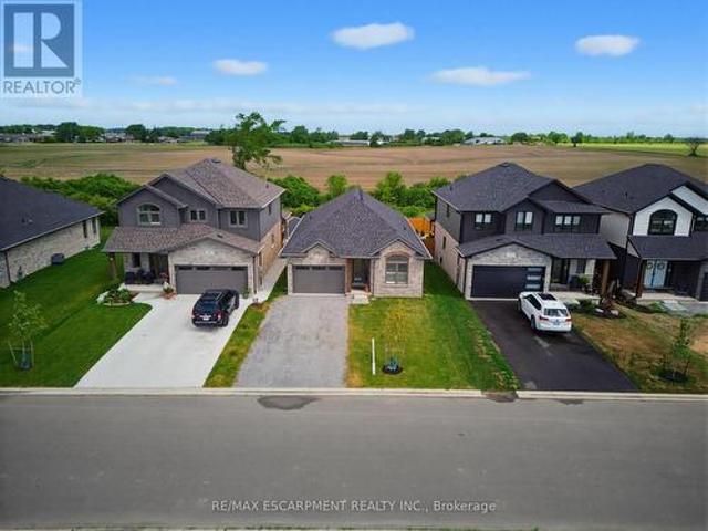 House for sale in Jarvis, Ontario