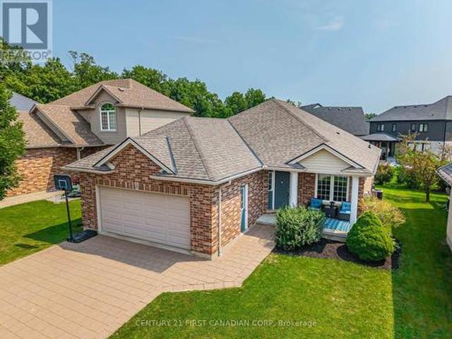 House for sale in Strathroy-caradoc, Ontario