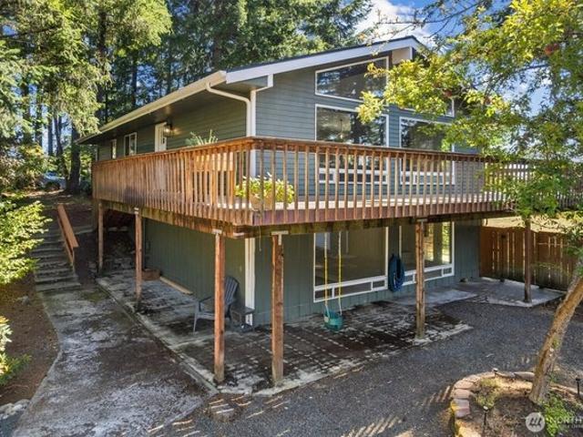 House for sale in Allyn, Washington