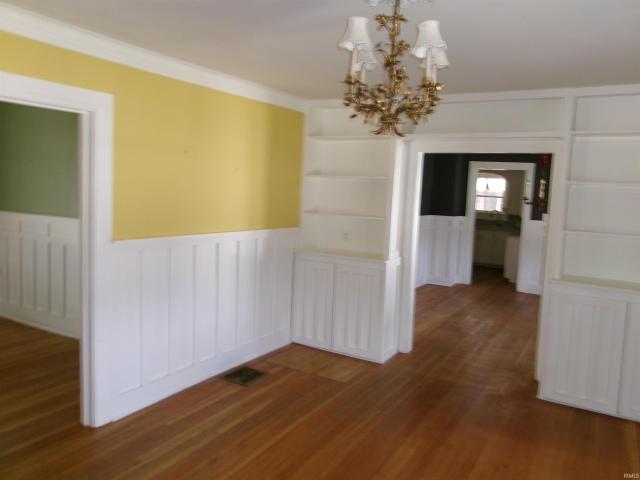 House for sale in Bloomfield, Indiana