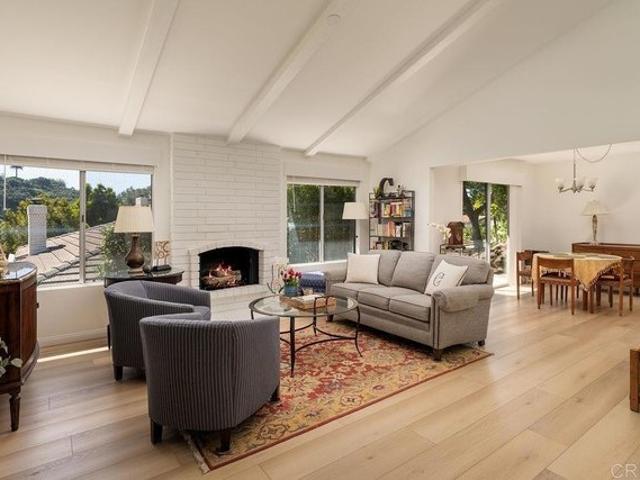 Condo for sale in Solana Beach, California
