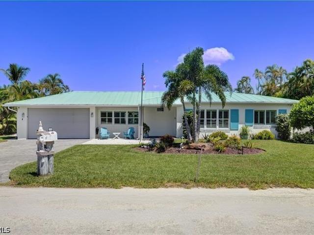 House for sale in Fort Myers Beach, Florida
