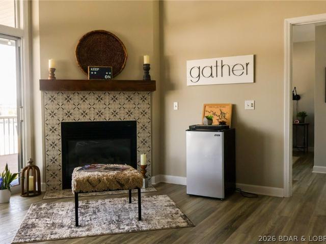 Condo for sale in Sunrise Beach, Camden County